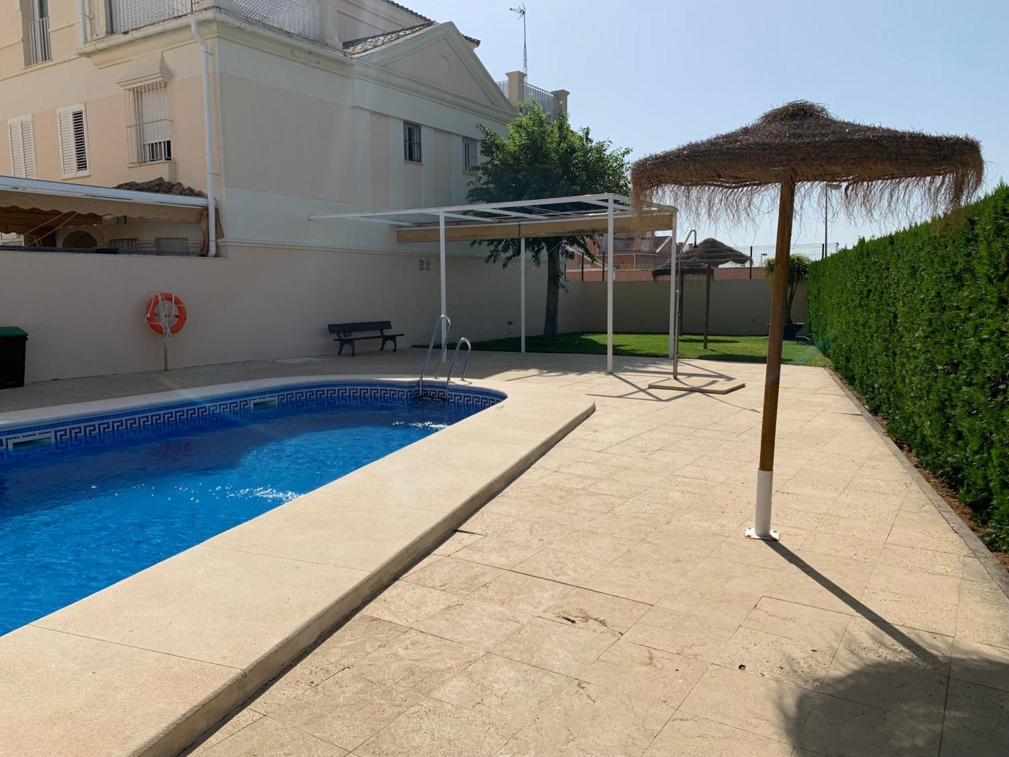 Bonita Casa En Entorno Idilico Villa Tomares Bagian luar foto